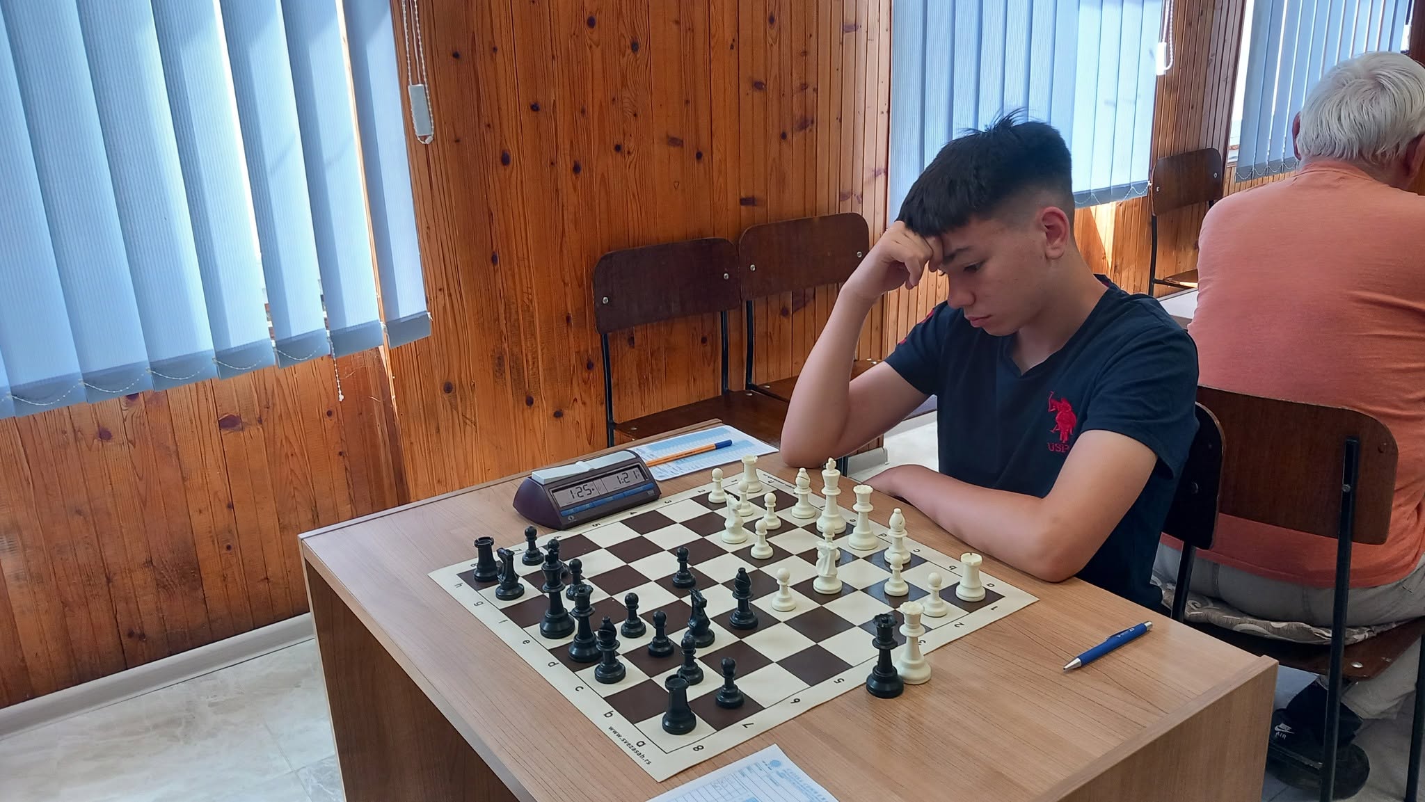photo of chess players
