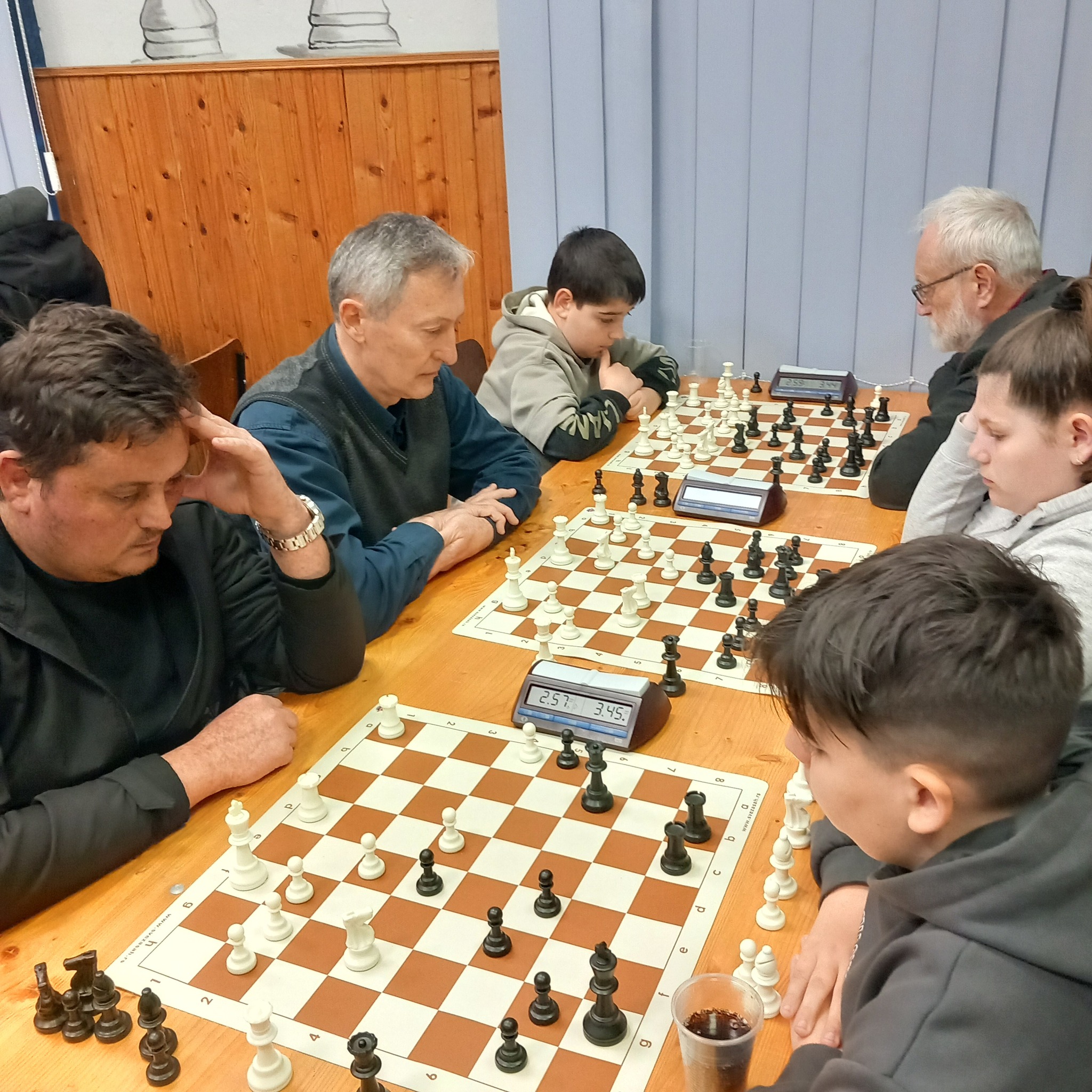 photo of chess players