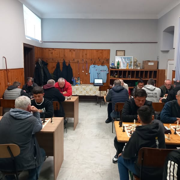photo of chess players
