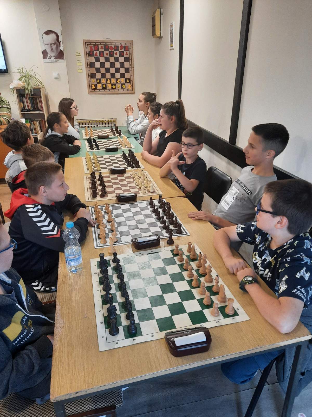 photo of chess players