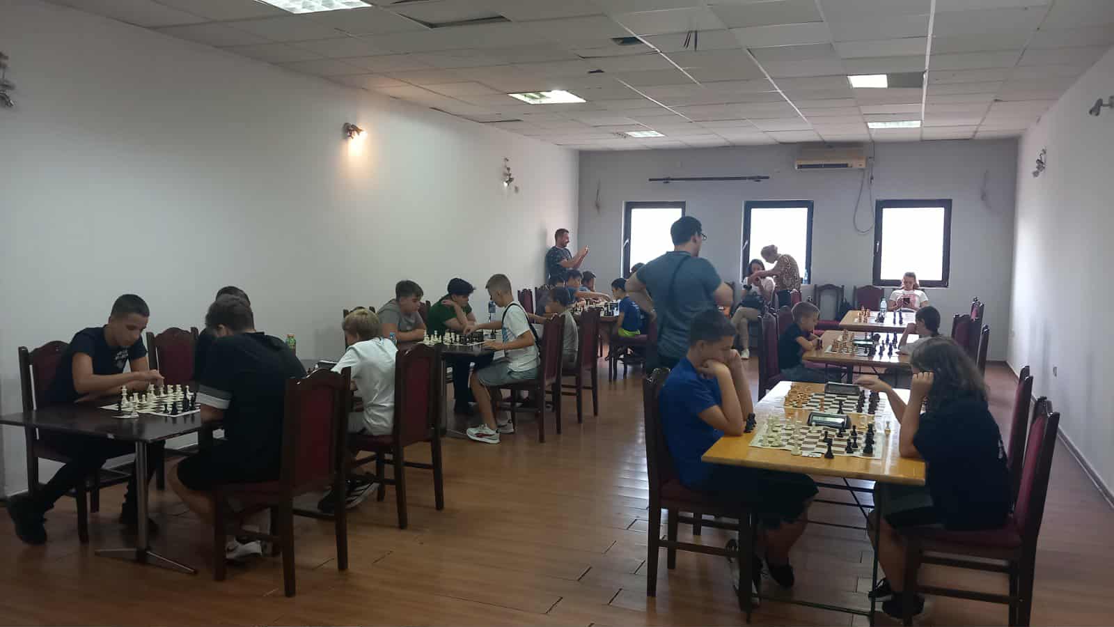 photo of chess players
