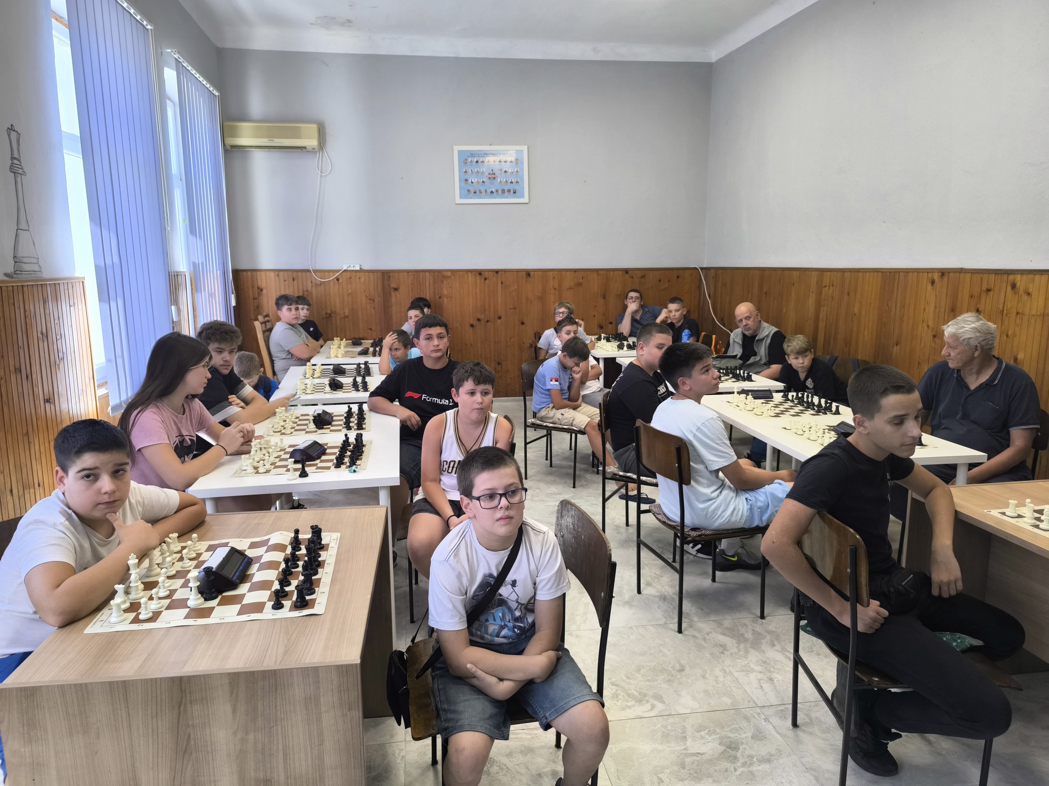 photo of chess players