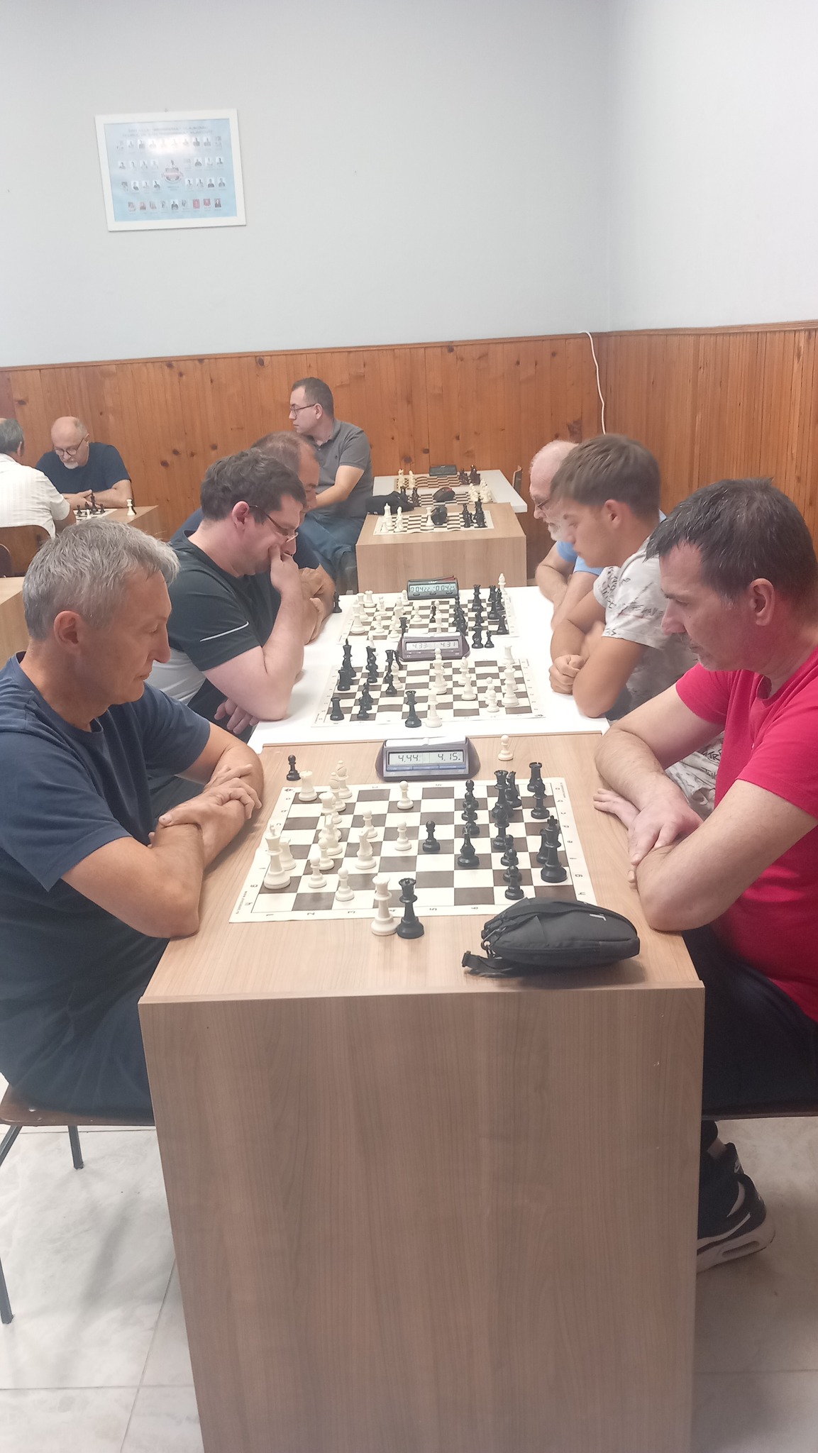 photo of chess players
