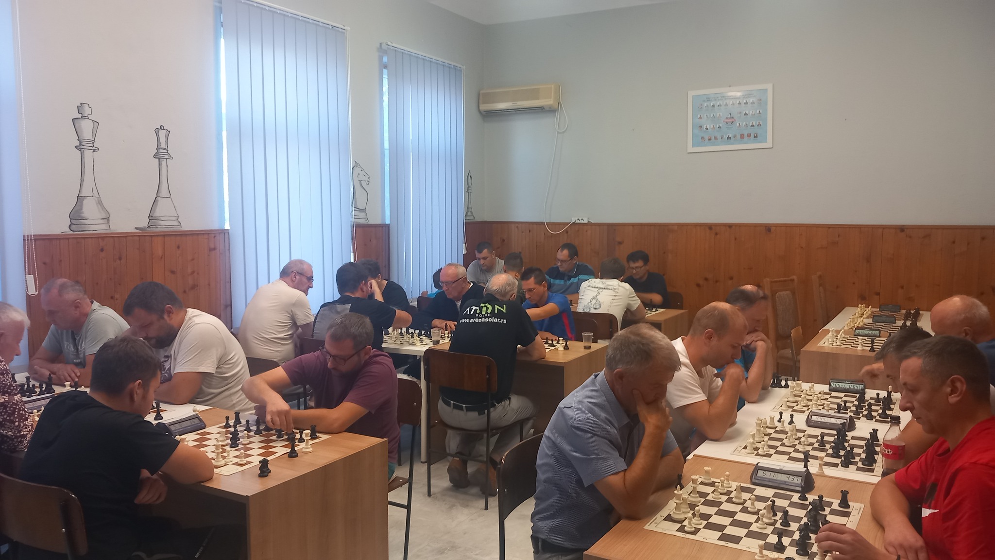 photo of chess players
