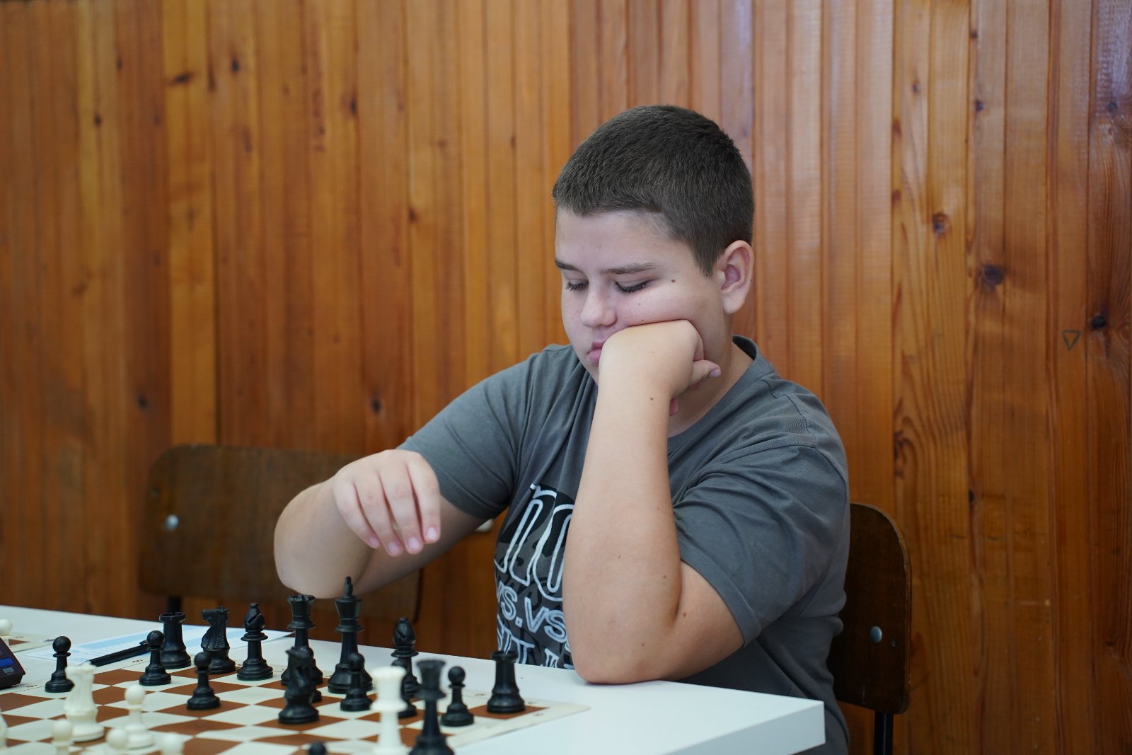 photo of chess players