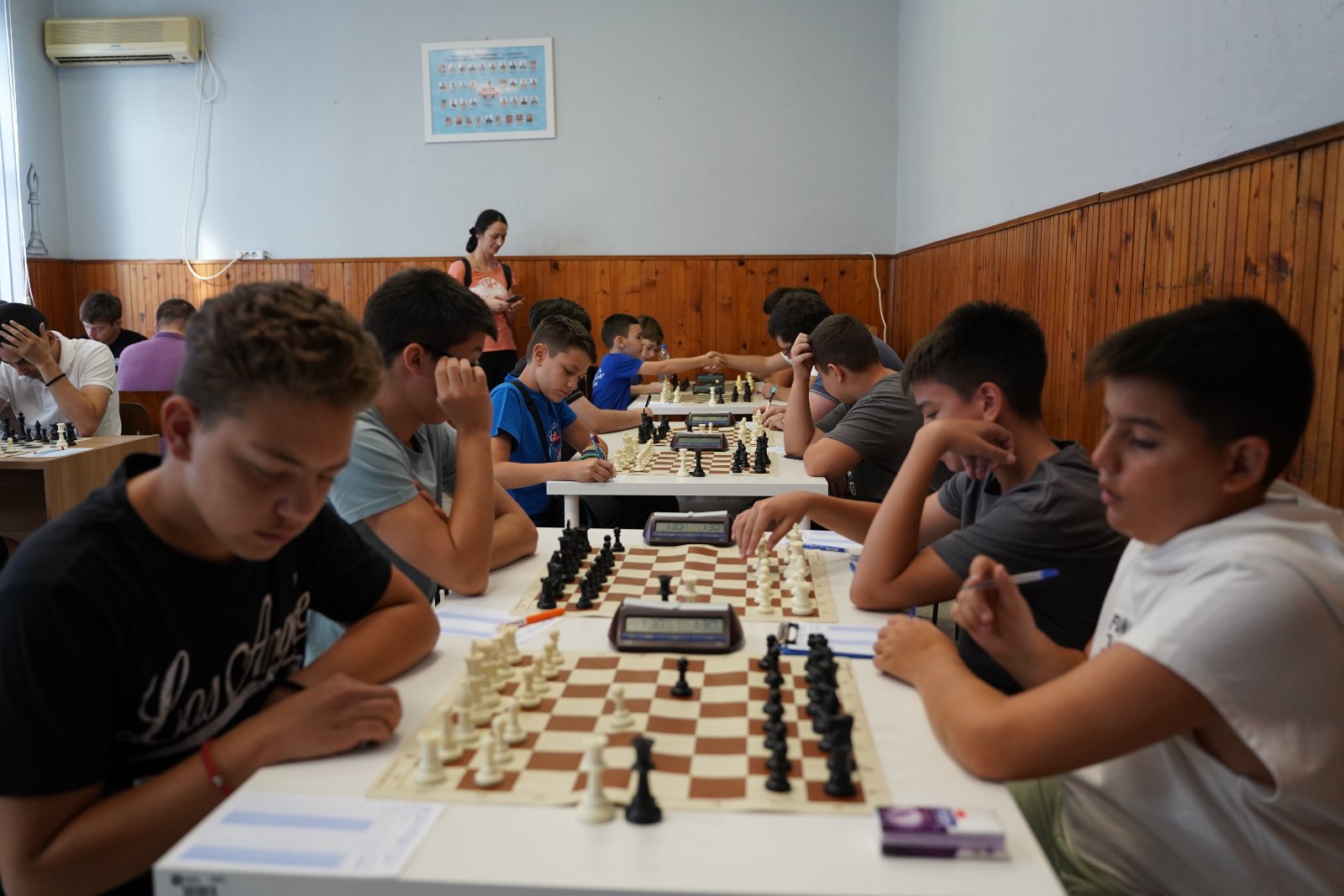 photo of chess players