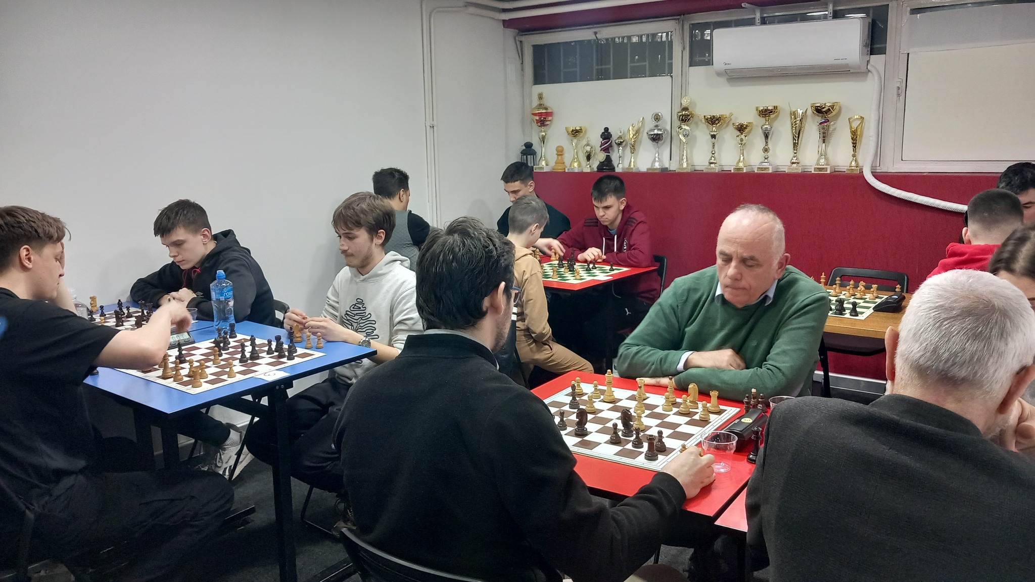 photo of chess players