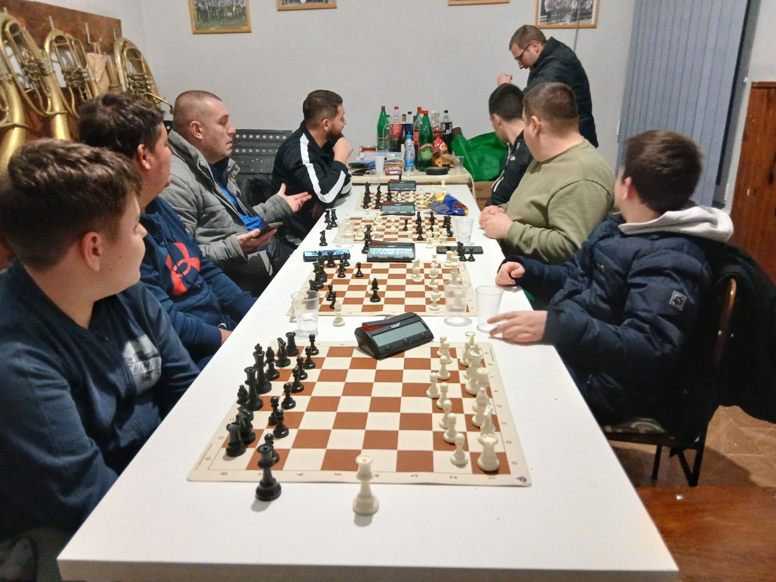 photo of chess players