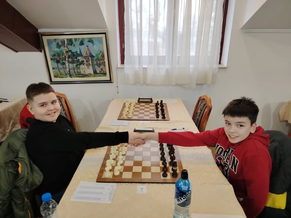 photo of chess players