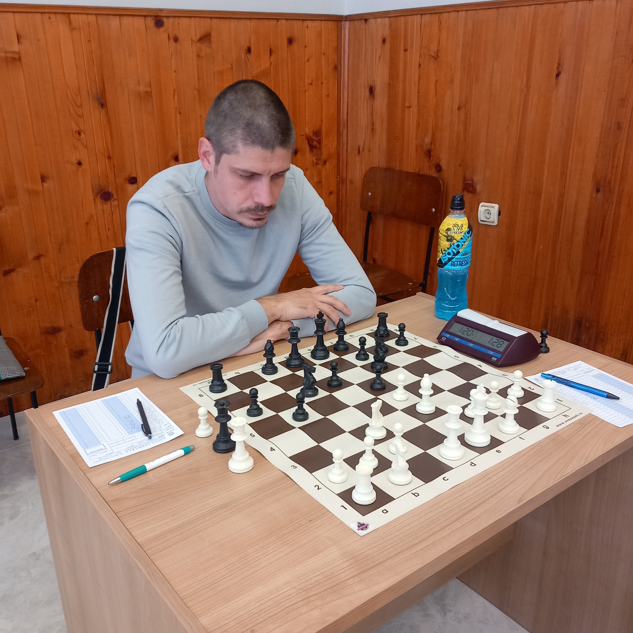photo of chess players