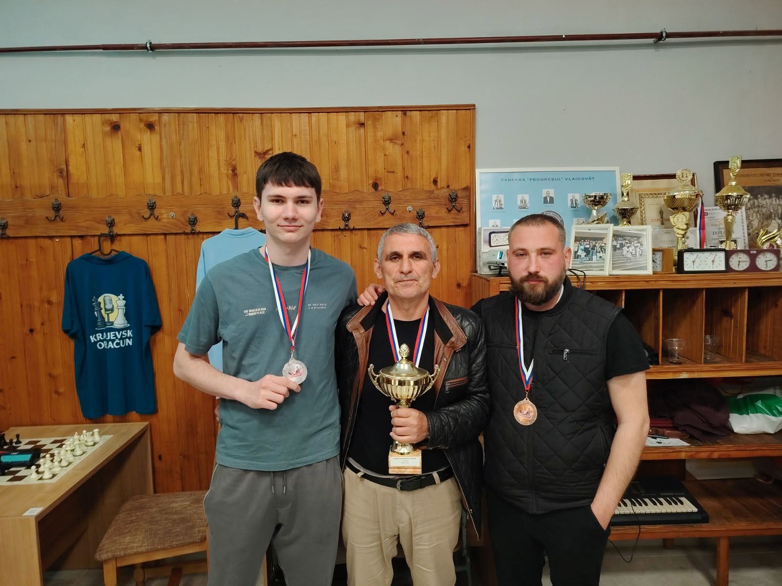photo of chess players