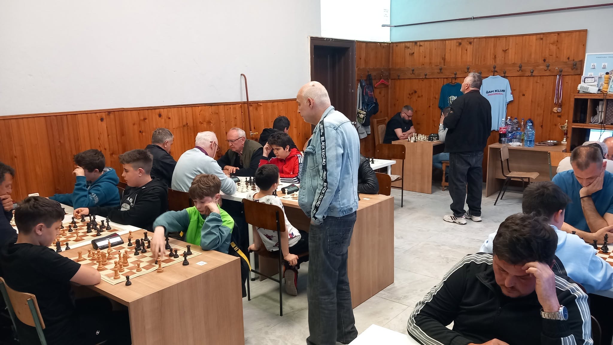 photo of chess players