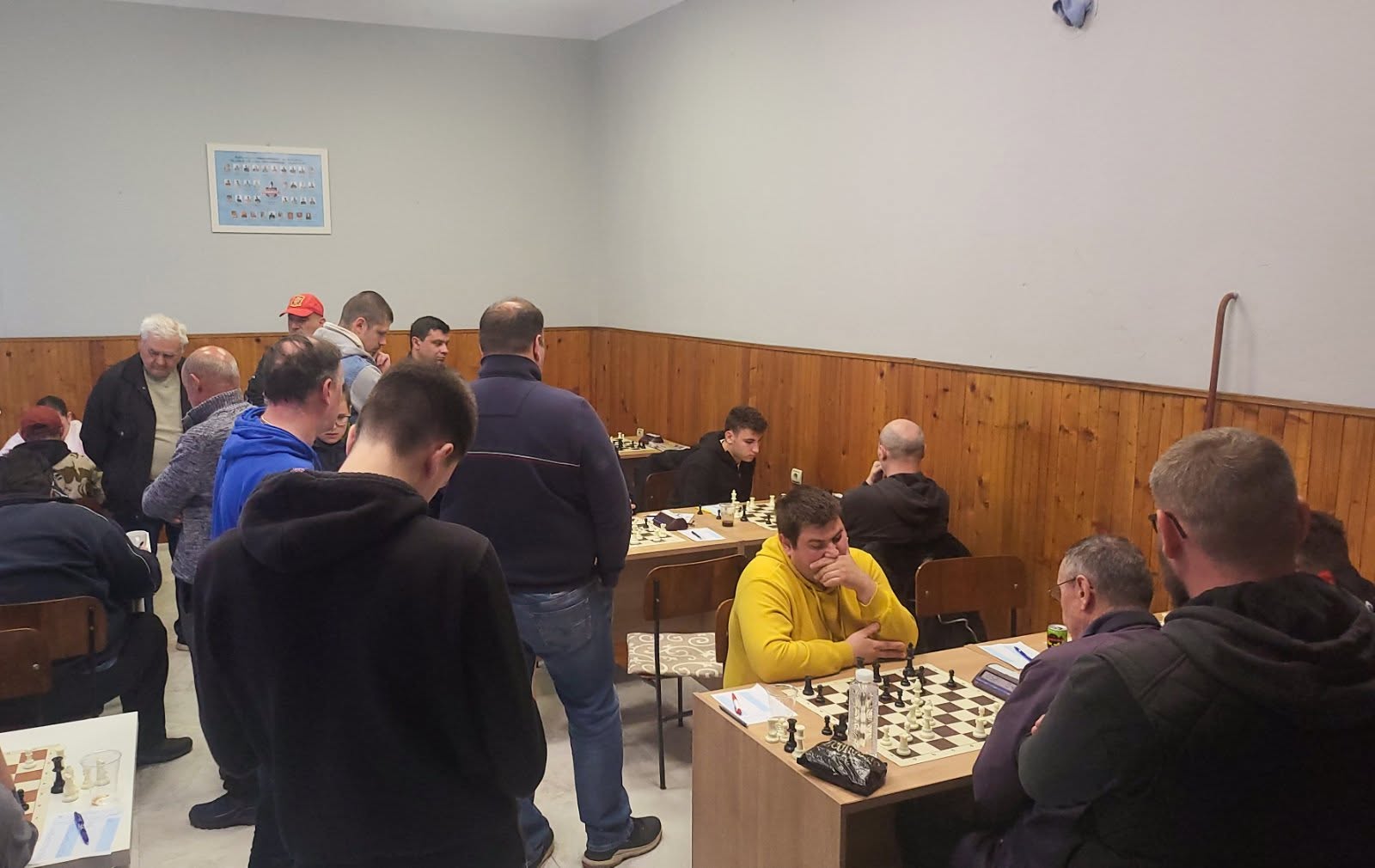 photo of chess players