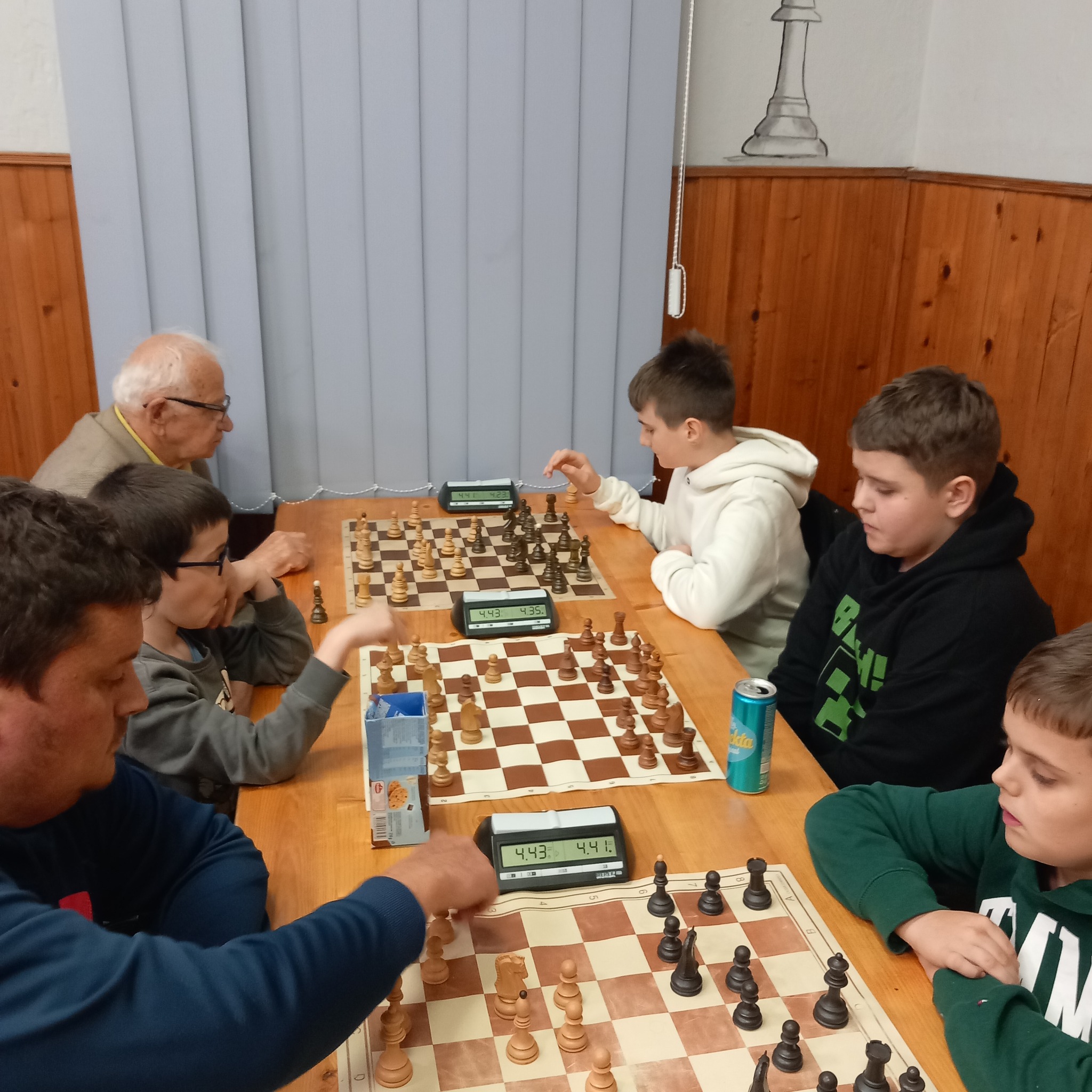 photo of chess players