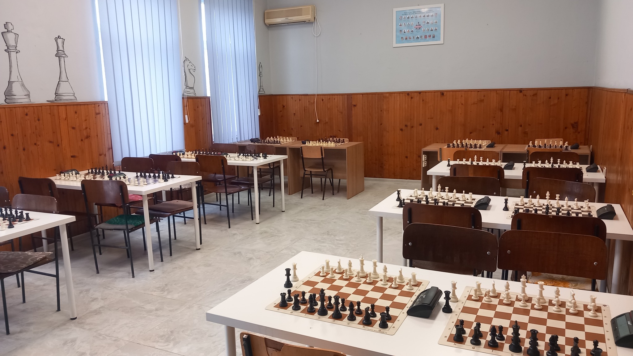 photo of chess players