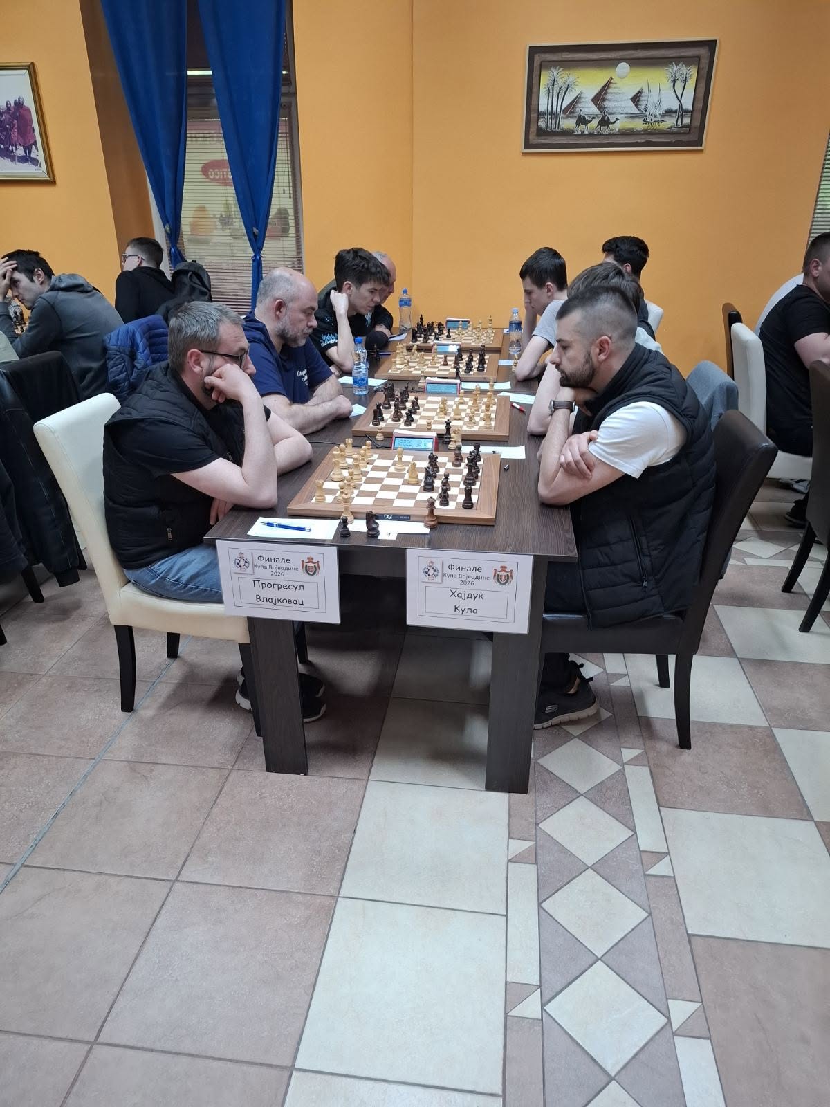 photo of chess players