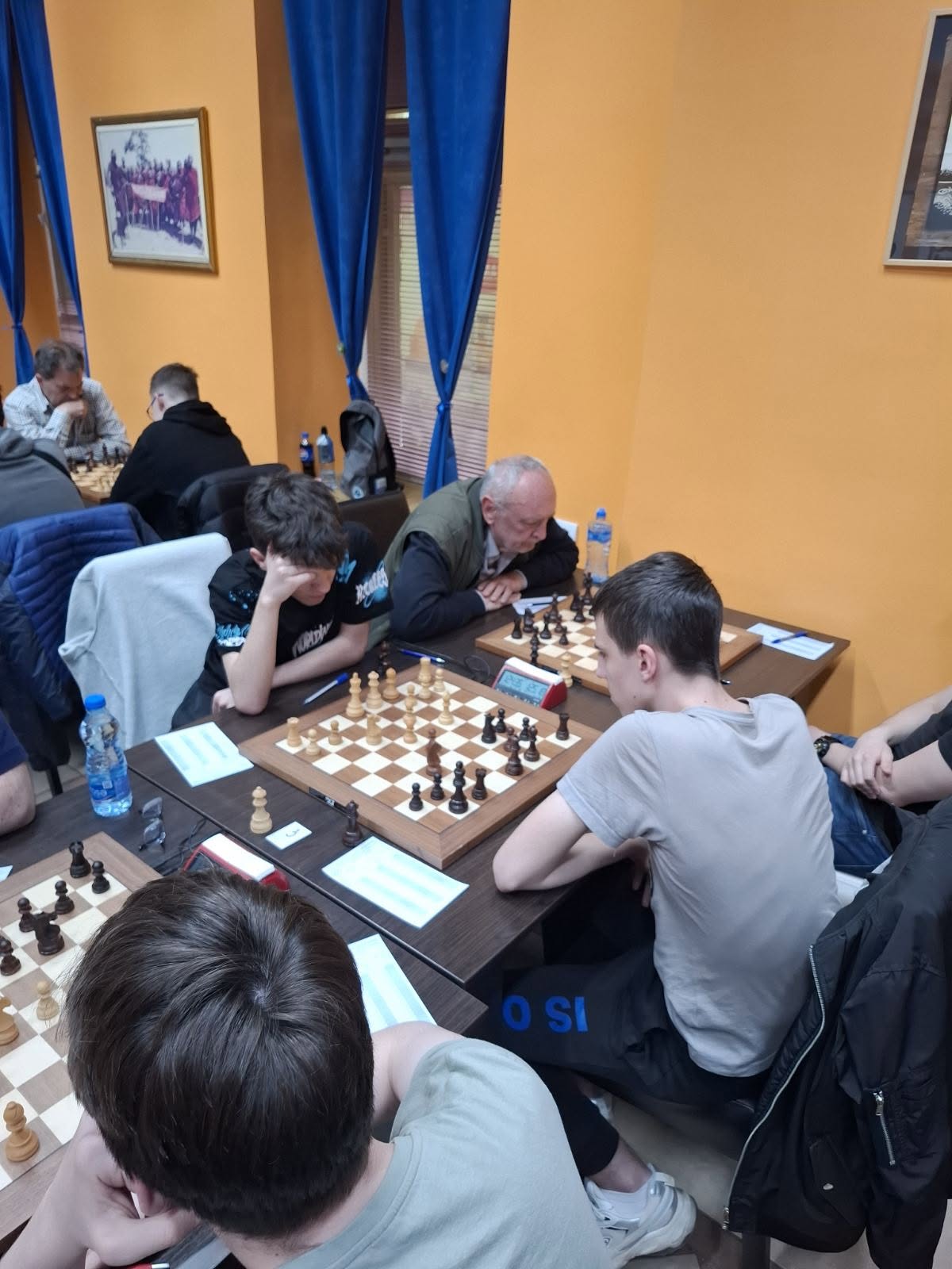 photo of chess players