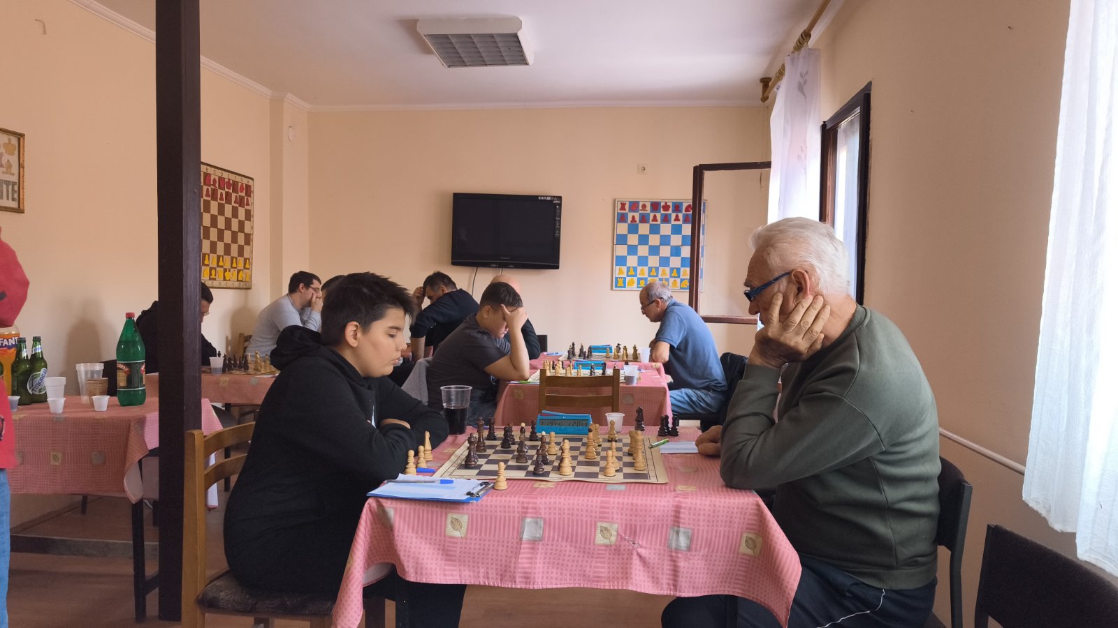 photo of chess players
