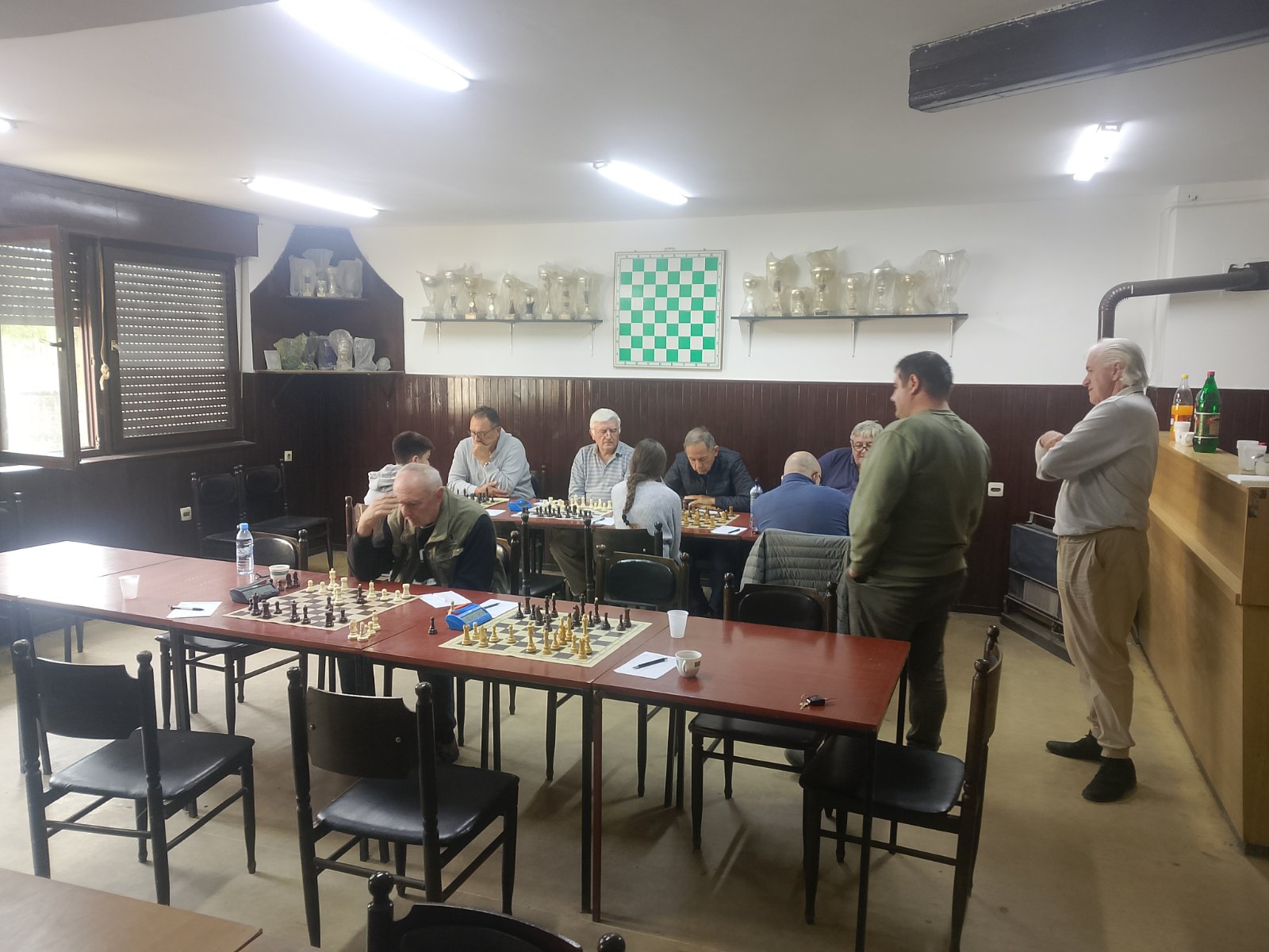photo of chess players