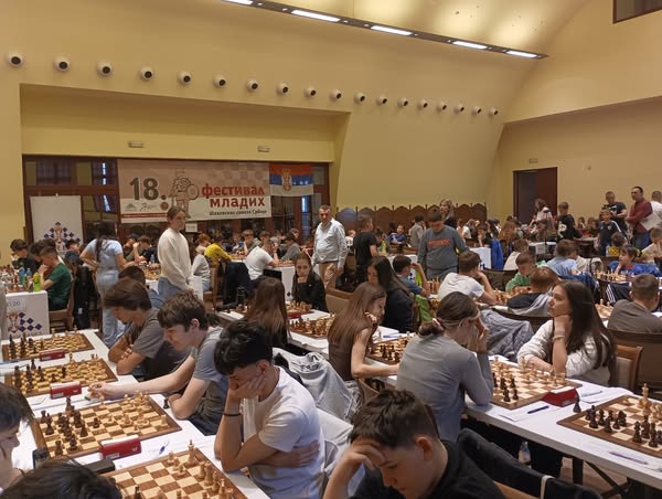 photo of chess players