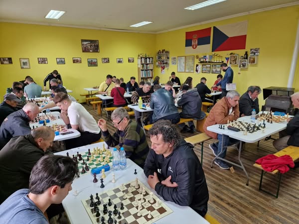 photo of chess players