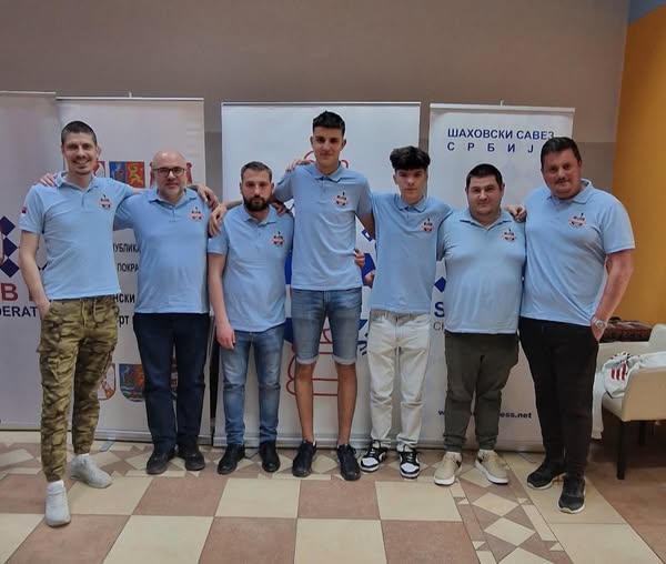 photo of chess players