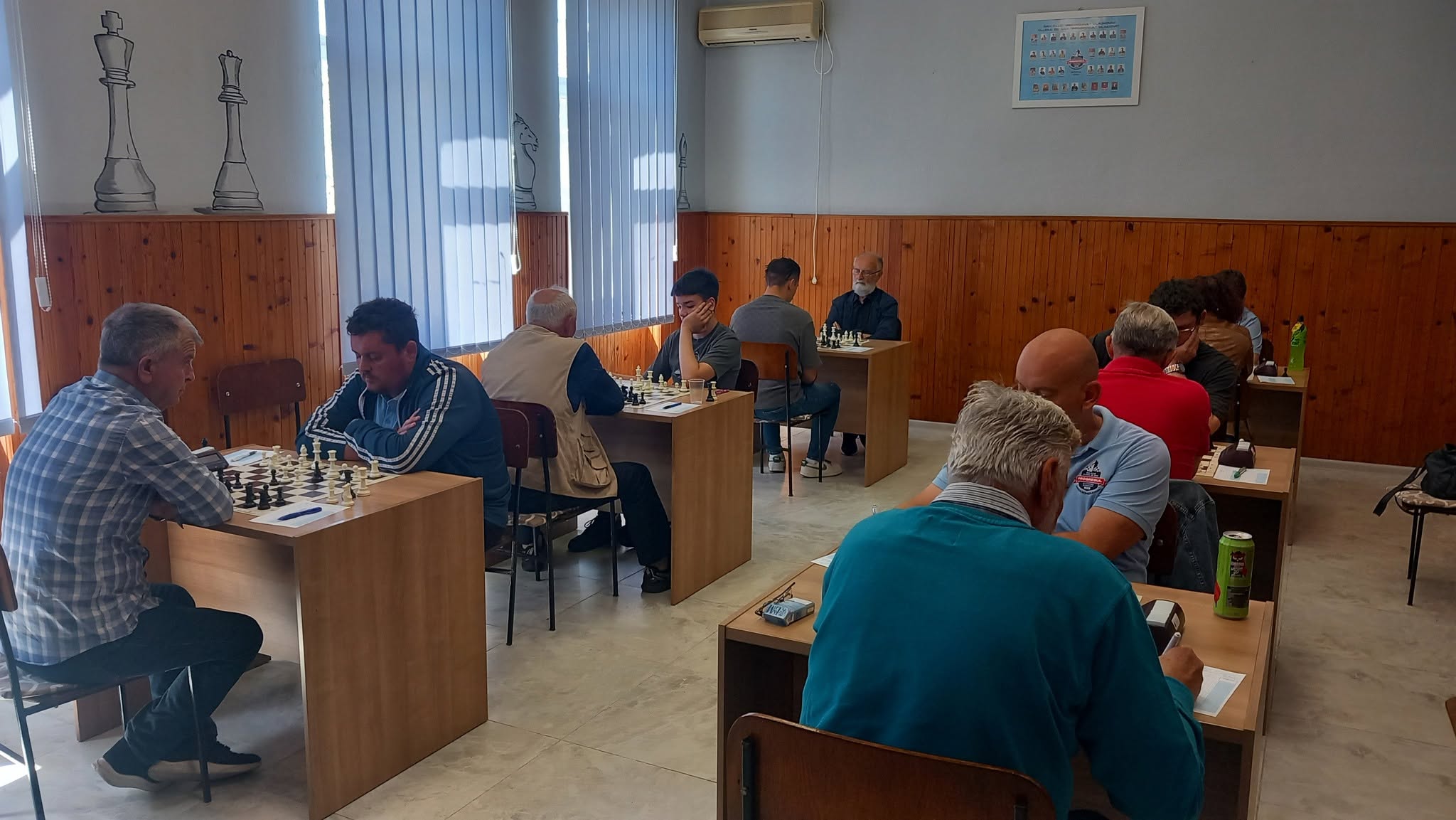 photo of chess players