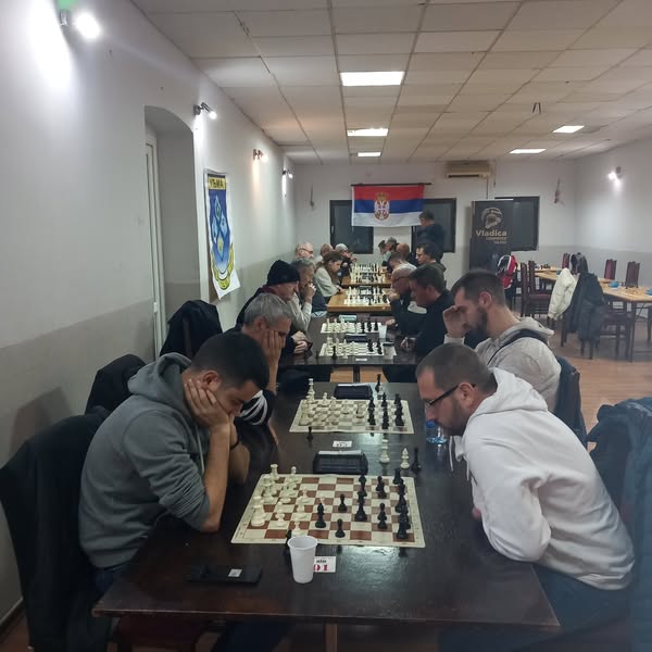 photo of chess players