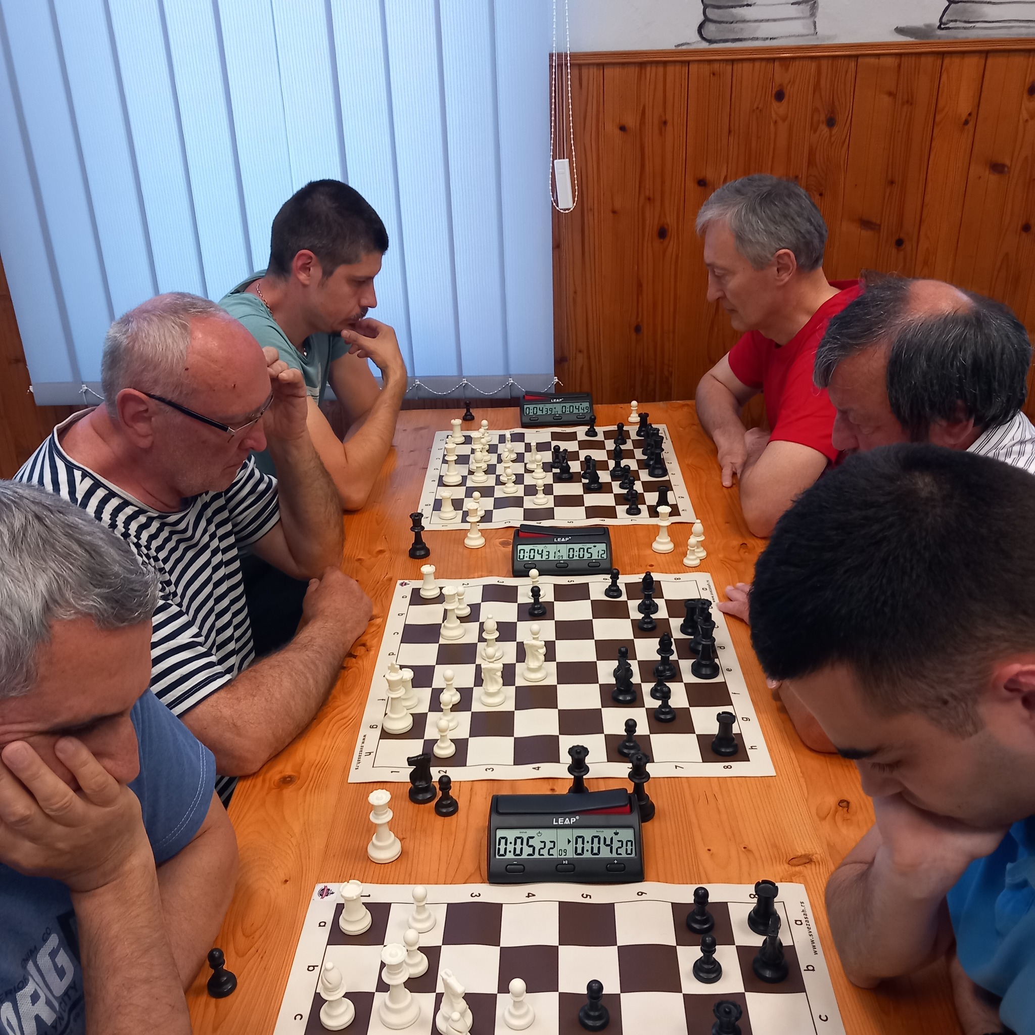 photo of chess players
