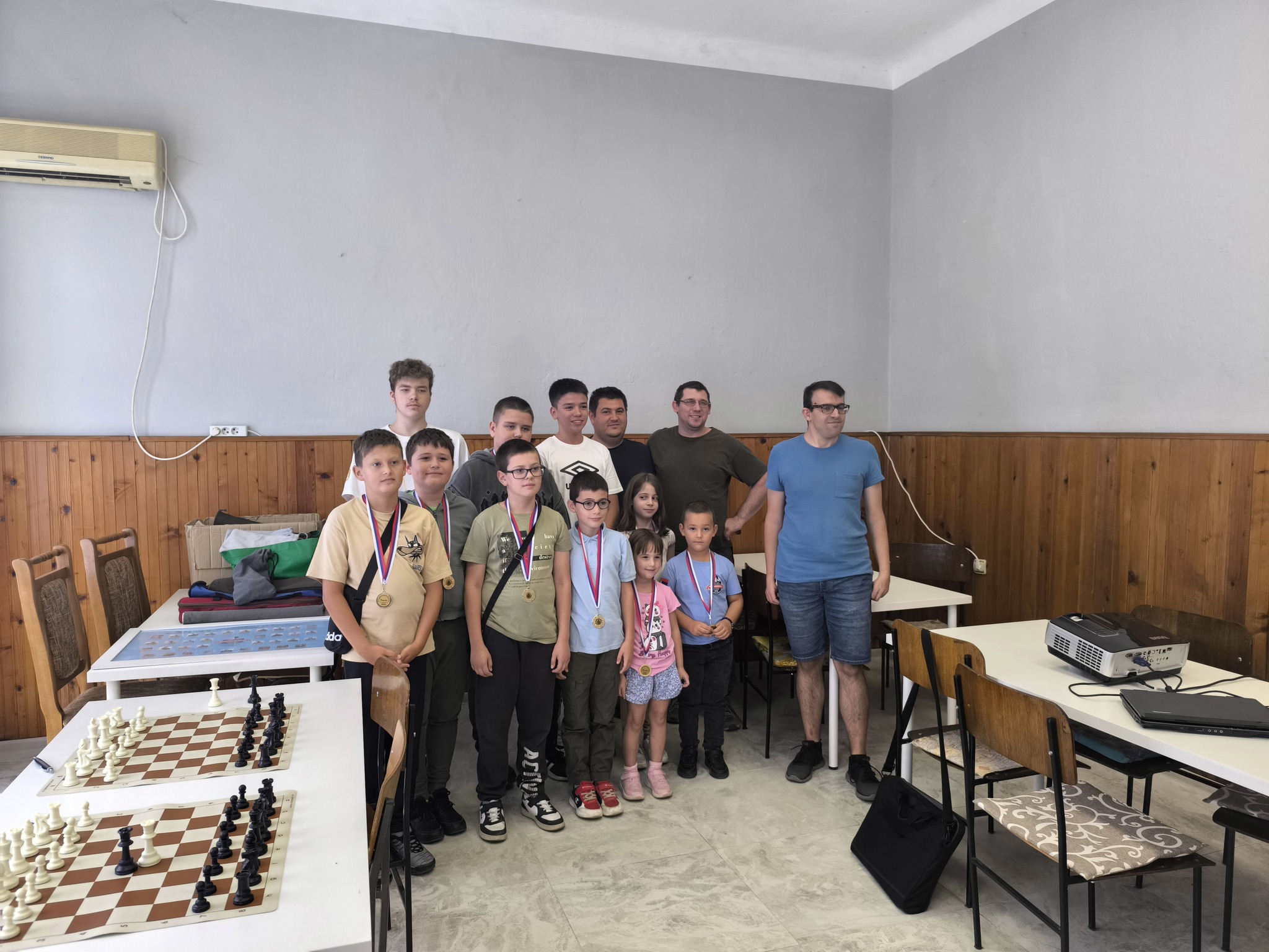 photo of chess players
