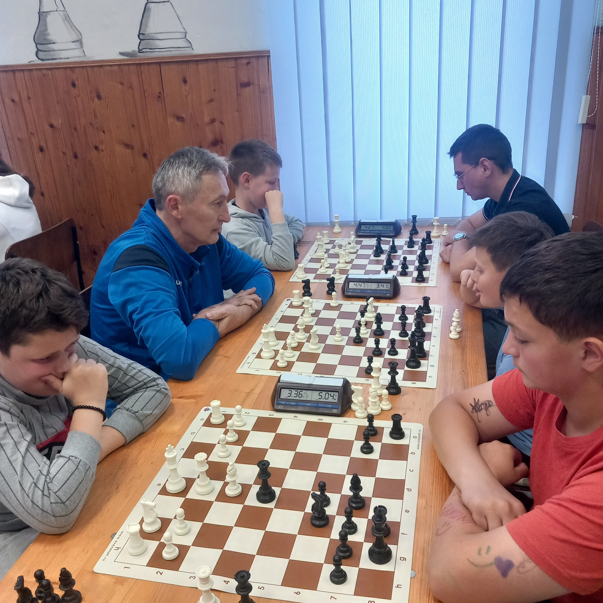 photo of chess players