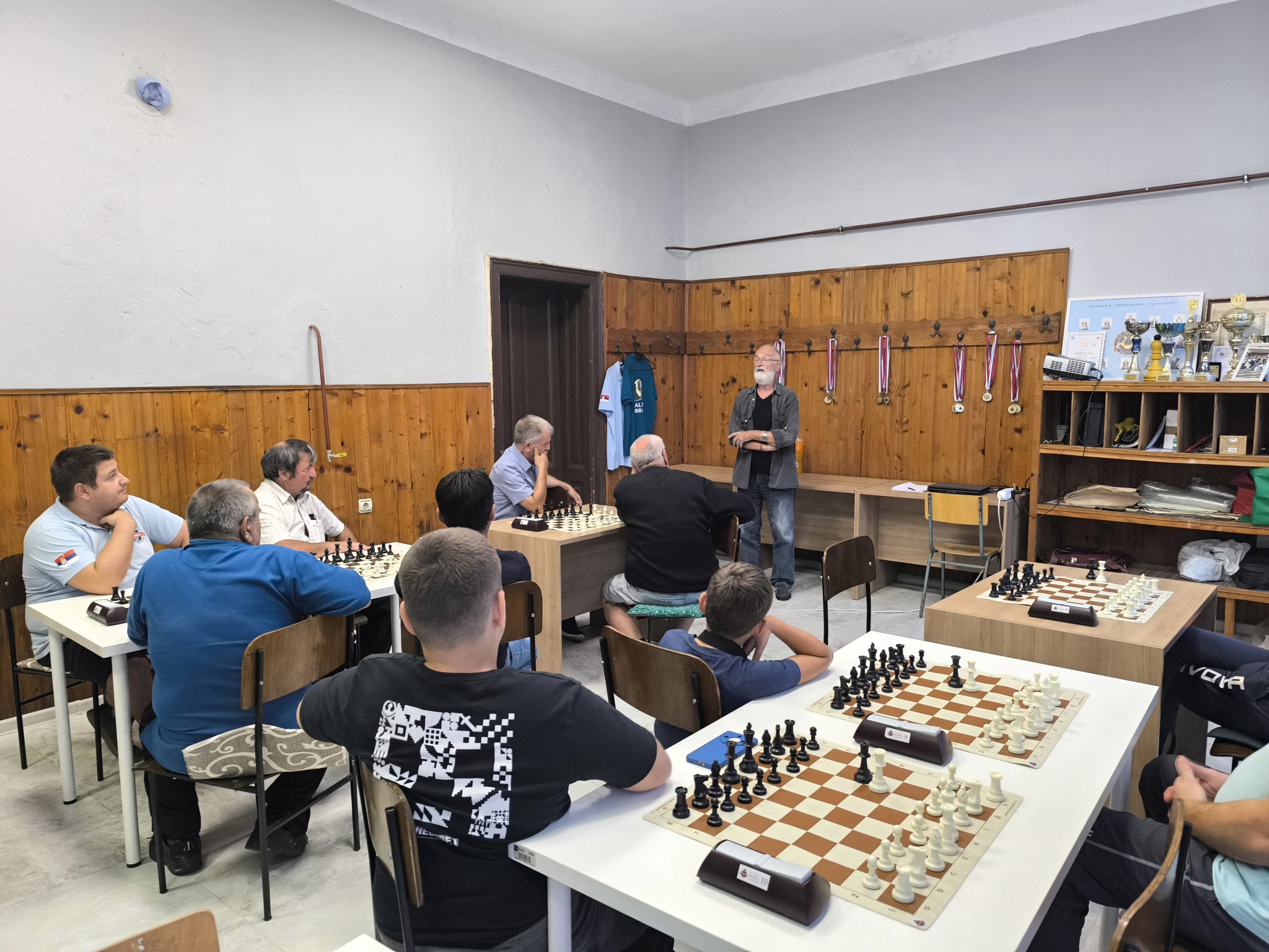 photo of chess players