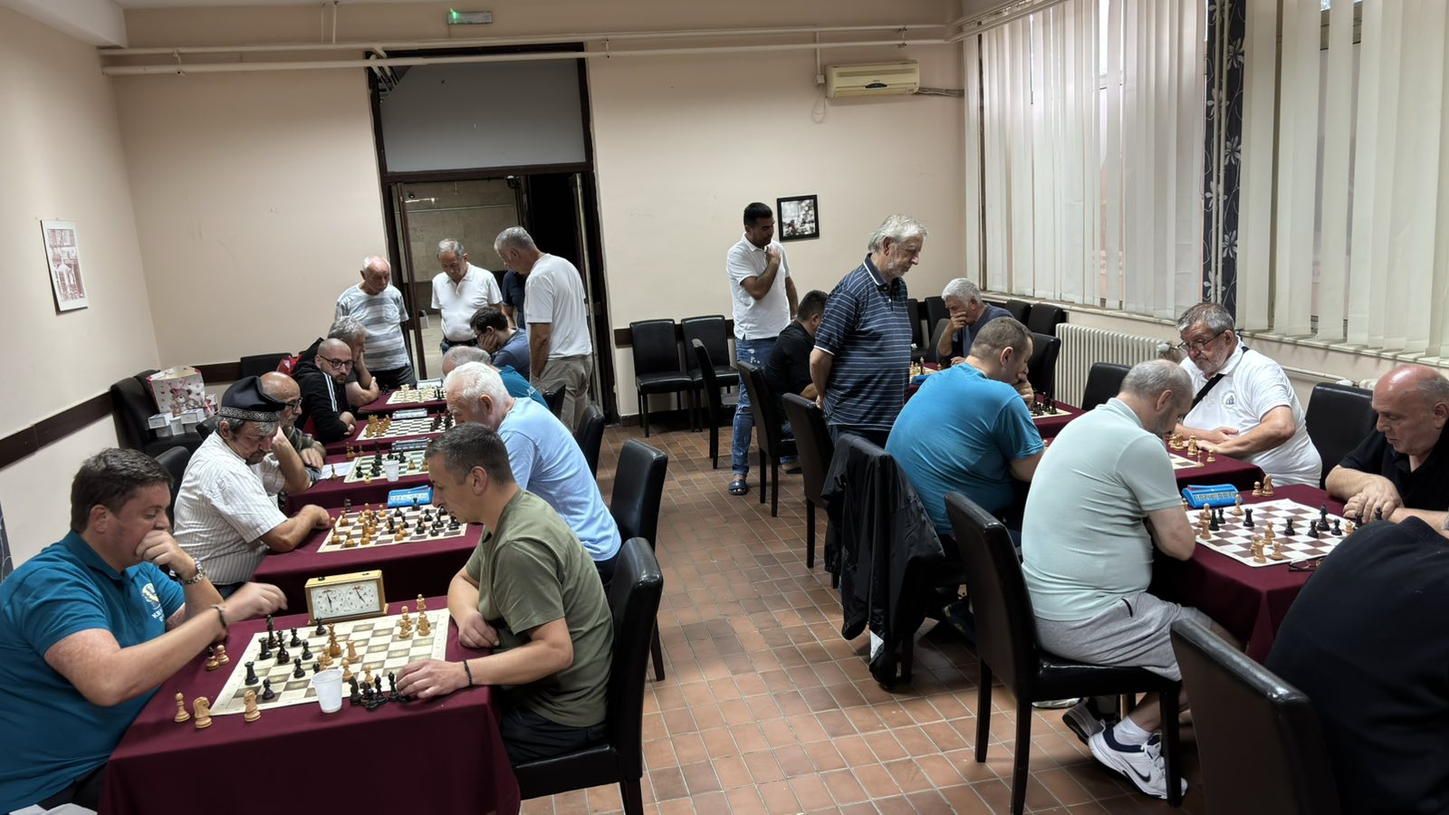 photo of chess players