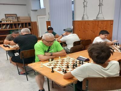 photo of chess players