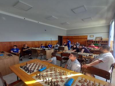 photo of chess players