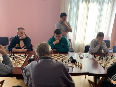 photo of chess players